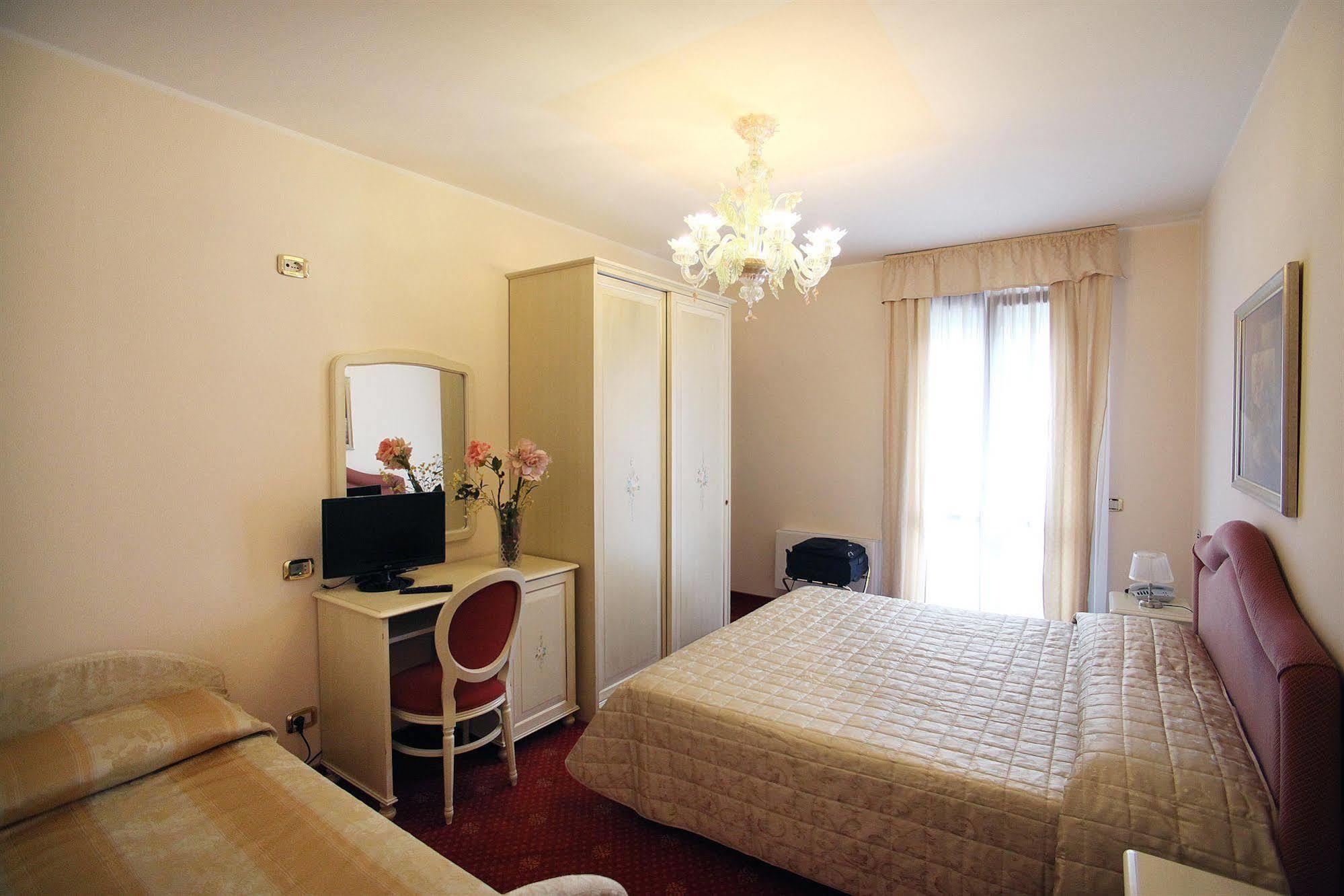 Nice Hotel ميستر المظهر الخارجي الصورة