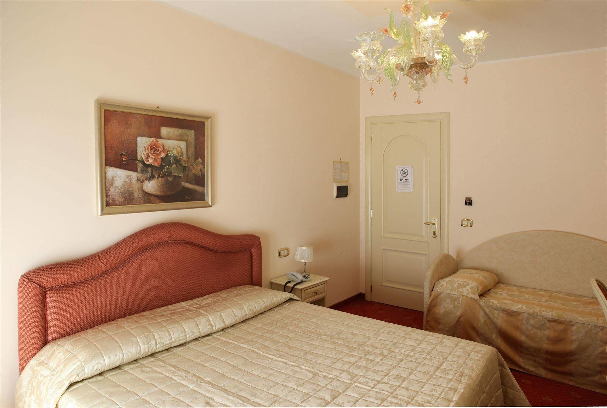 Nice Hotel ميستر المظهر الخارجي الصورة